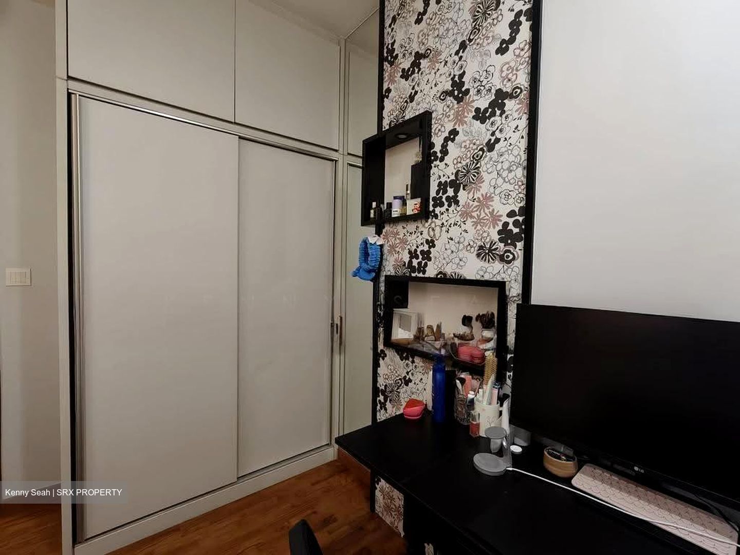 1 Canberra (D27), Condominium #608576591